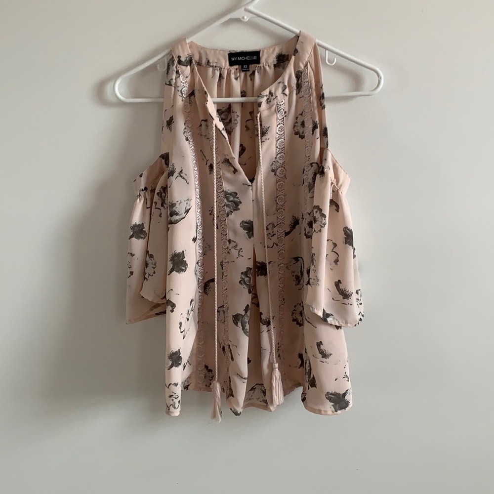 juniors cold shoulder top